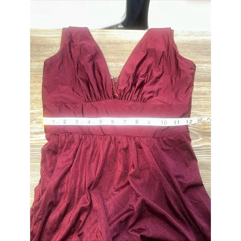La Femme Dark Berry Plunge Neck A-Line Gown Size 6. NWOT. $328. 14 - Picture 6 of 9